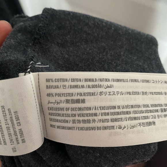 Abercrombie and Fitch Crewneck Tee - Picture 7 of 7